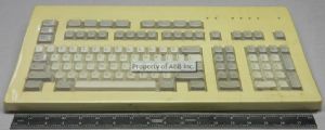 KEYBOARD-NO UPGRADE  PRE-OWNED
